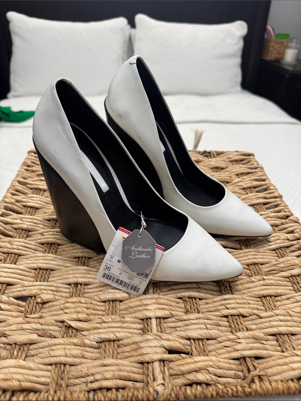 Zara White and Black Leather Wedge Pumps NWT see pictures!